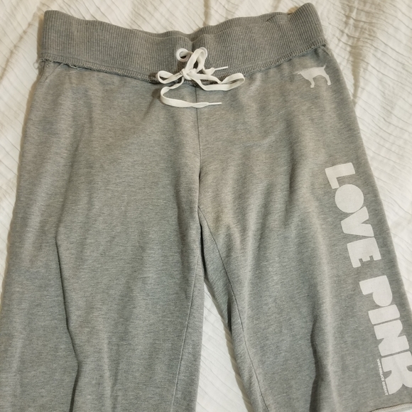 Victoria's Secret Pink Grey Bermuda Fleece Shorts - Picture 3 of 8